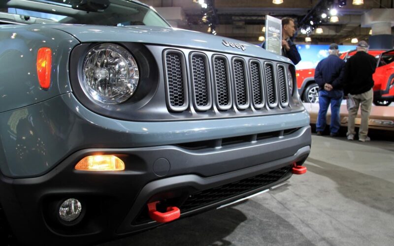 Jeep Renegade with DRLs on