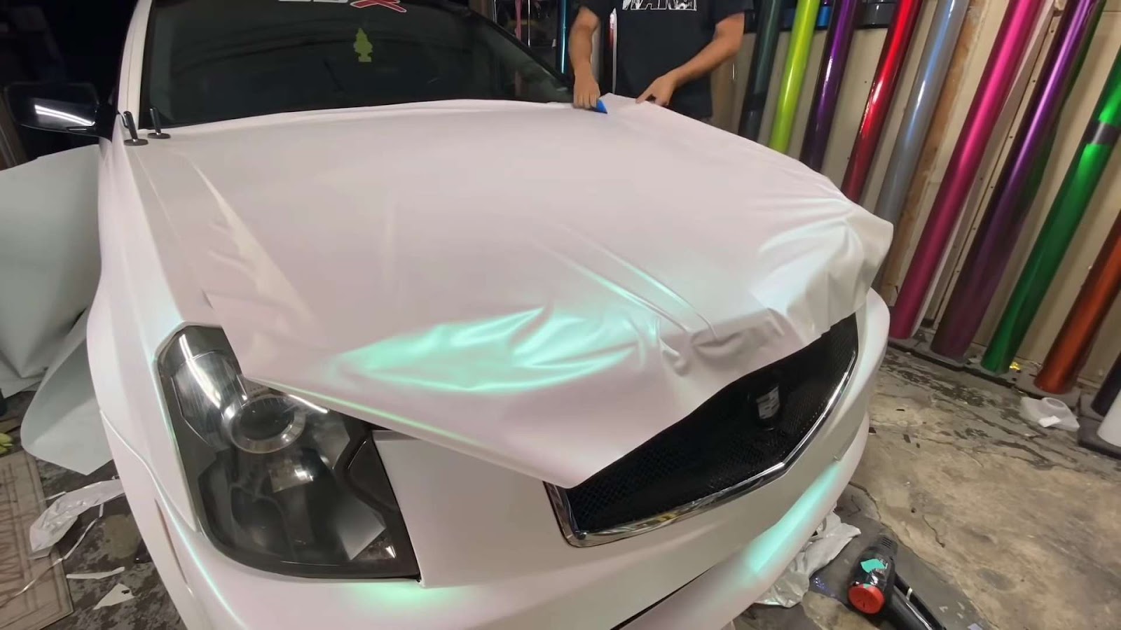 Process of wrapping car